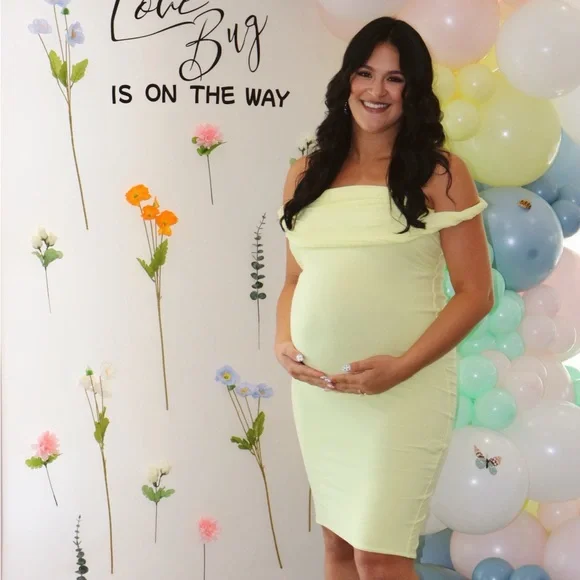 Elegant Yellow Maternity Dress - Picture 2 of 3